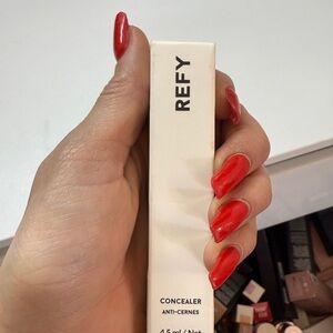 REFY Concealer - shade 06